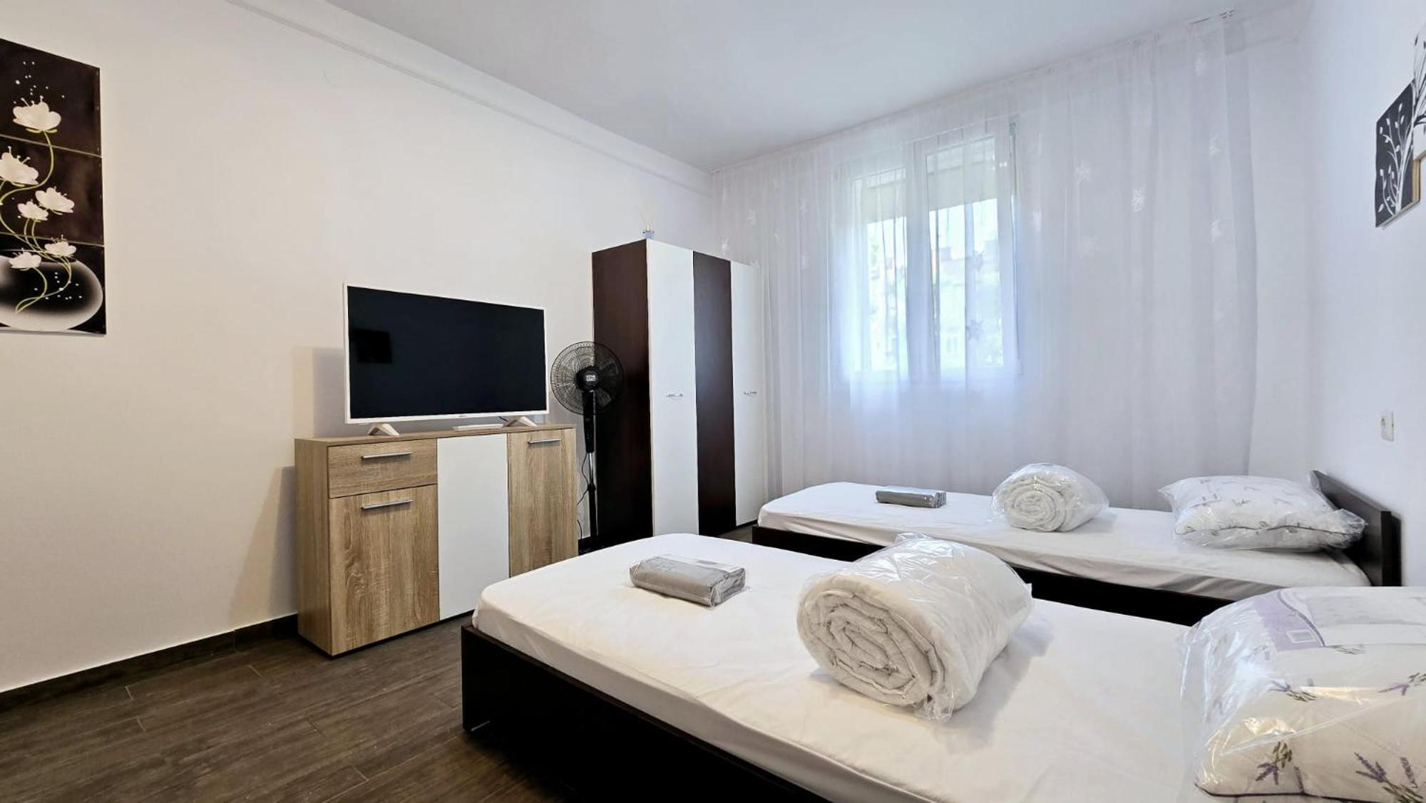 Apartament 3 Camere Hd Χουνεντοάρα Εξωτερικό φωτογραφία