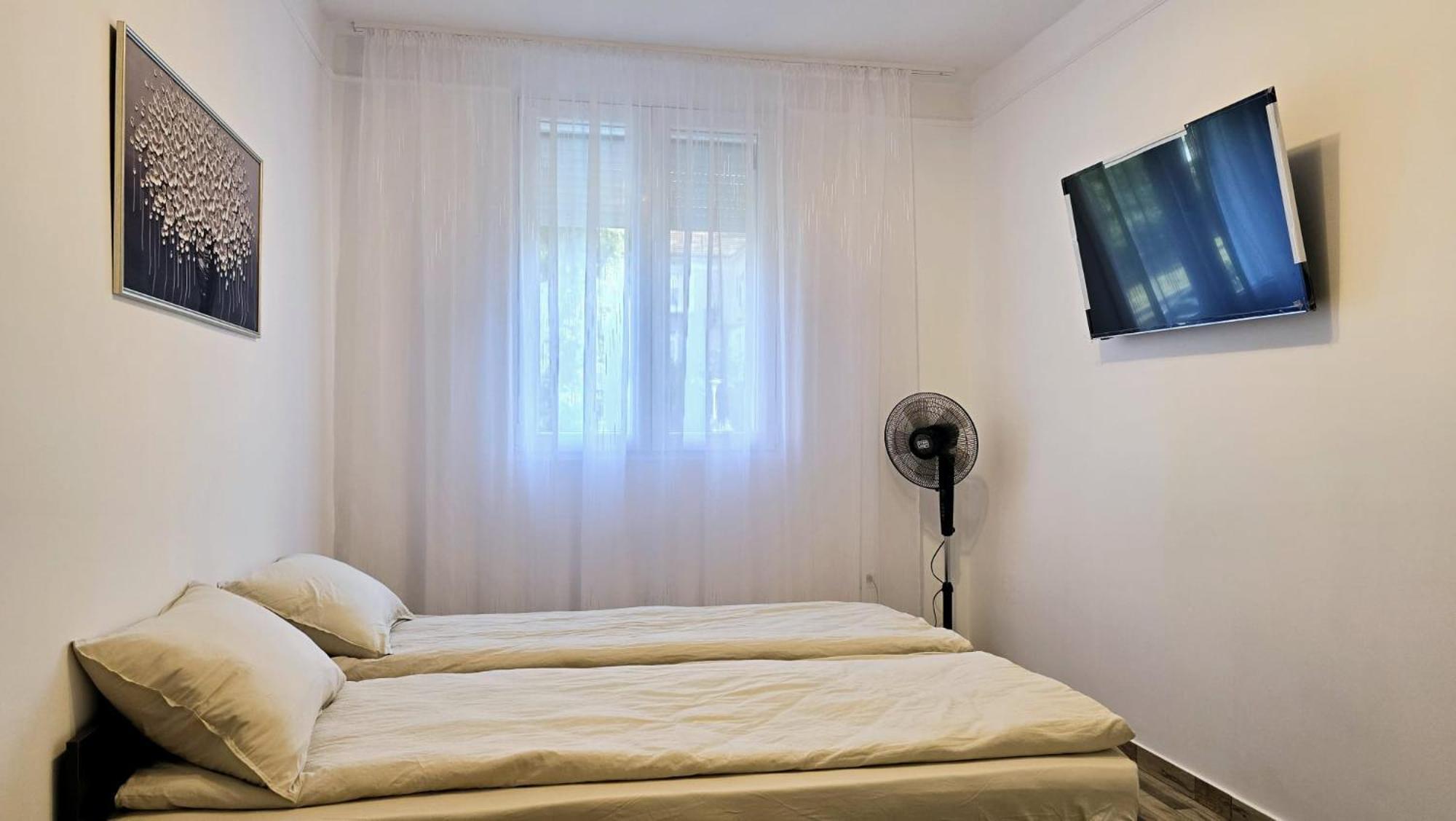 Apartament 3 Camere Hd Χουνεντοάρα Εξωτερικό φωτογραφία
