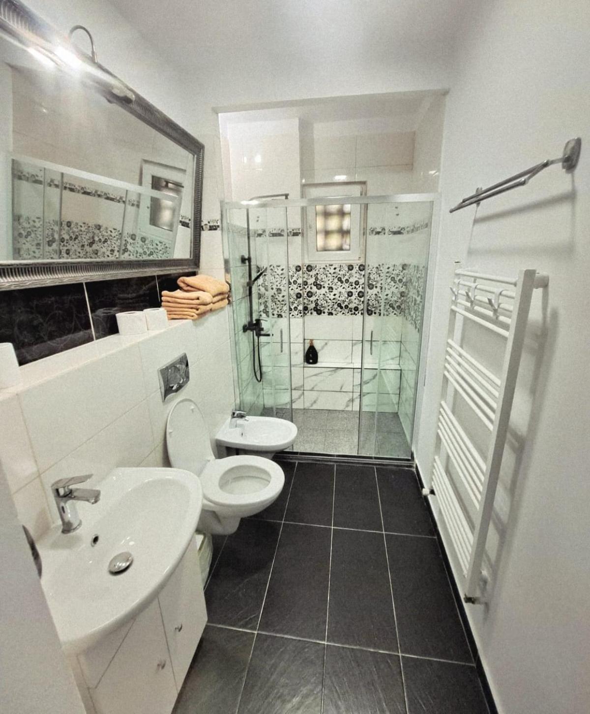 Apartament 3 Camere Hd Χουνεντοάρα Εξωτερικό φωτογραφία